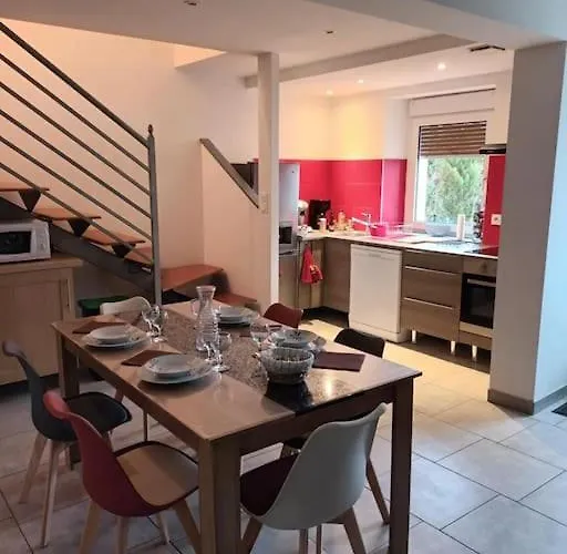 Prázdninový dům Le Coteau 3 *